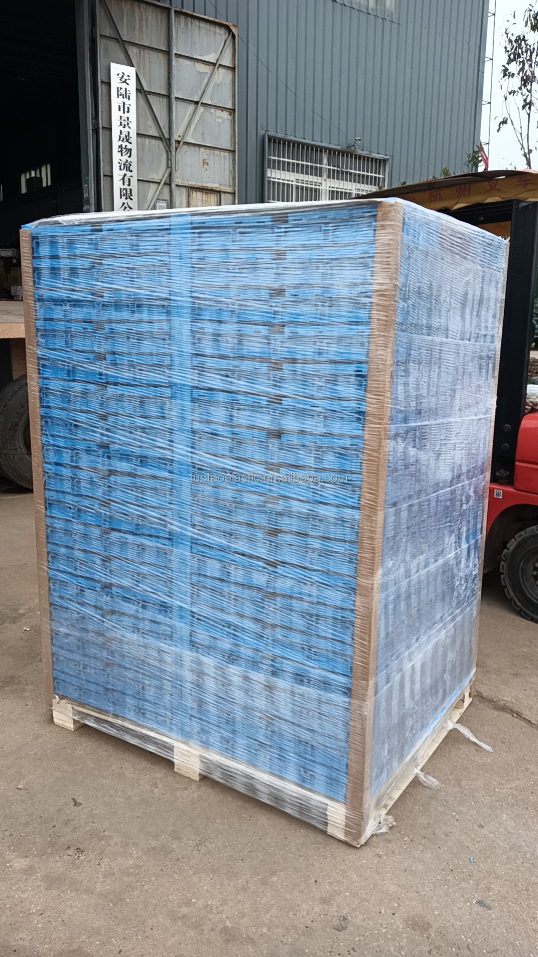 External Size 555x415x115mm Solid Box for Euro Logistics Stackable Plastic Turnover Box