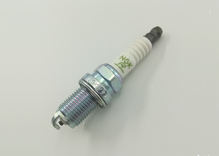 Nissan Altima Sentra Infiniti QX4 Spark Plugs 22401-50Y06 BKR6E-11 1 Year Warranty