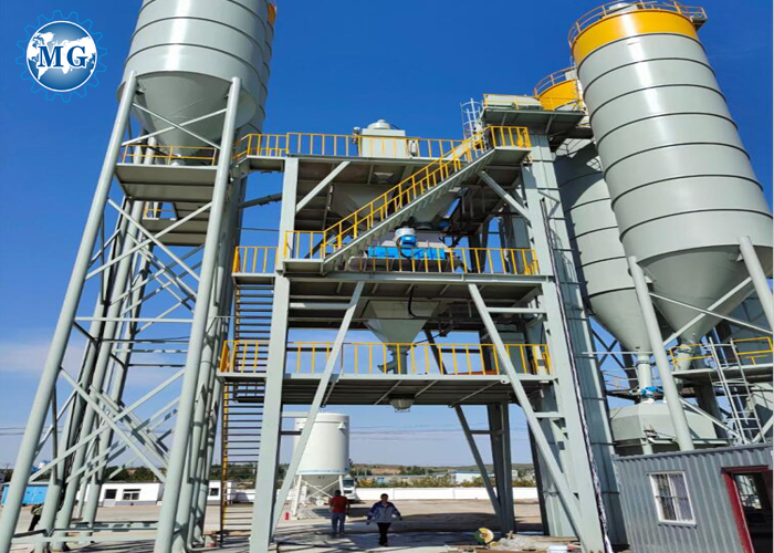 Dry mortar plant