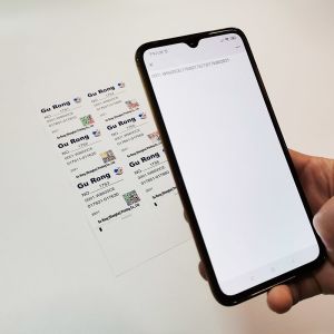 Circular Variable Data Label Printing Glossy Permanent Serial Number Sticker