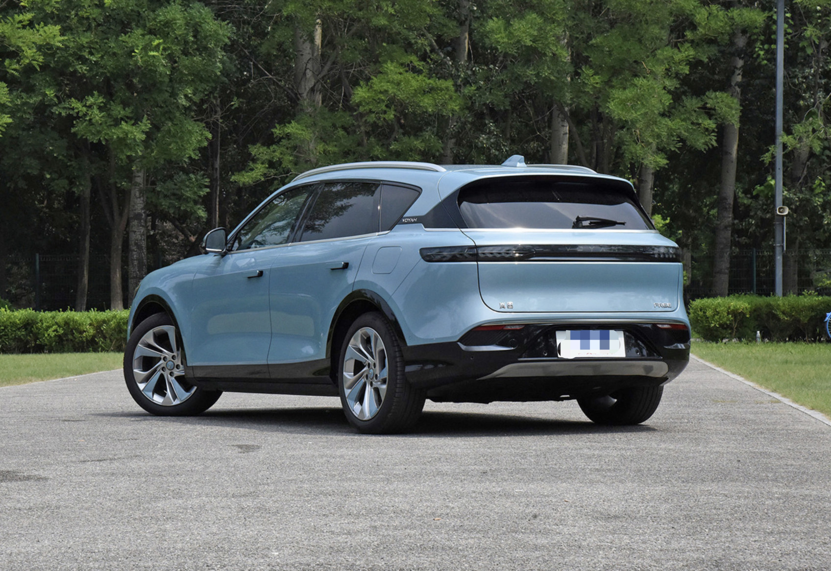 VOYAH Free 2022 Ultra Long Battery Life Pure Electric Version Auto SUV