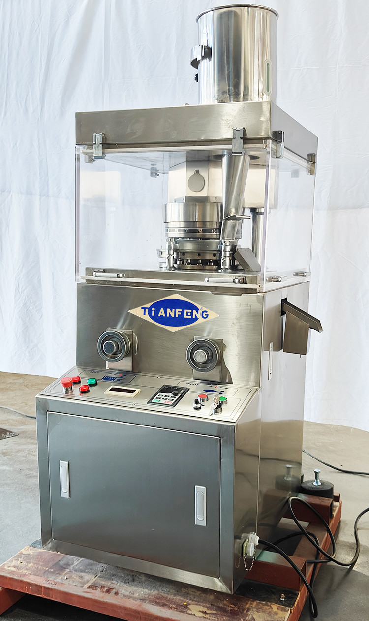 Pharmaceutical Rotary Tablet Compression Machine Zpw17D For Granular Raw Material