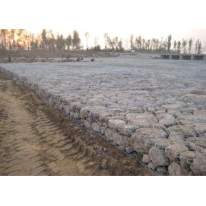 China Galvanized Iron Wire 10x12cm 2x1x1m Gabion Basket Mesh For River Bank on sale