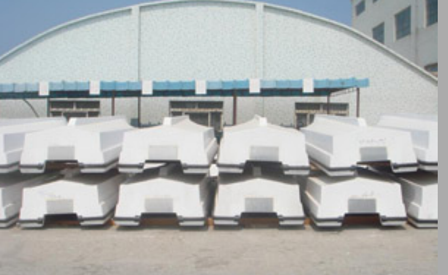 Stability Fiberglass Fishing Boats 330 Kgs 4.2m Single For For Cruising / Diving