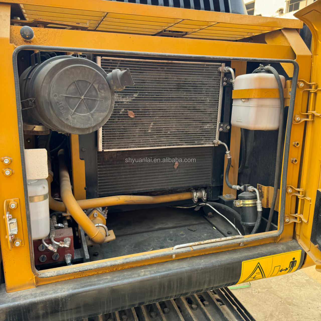Excavator Sany135C Second Hand Komats featuring ORIGINAL Hydraulic Pump and Cylinder