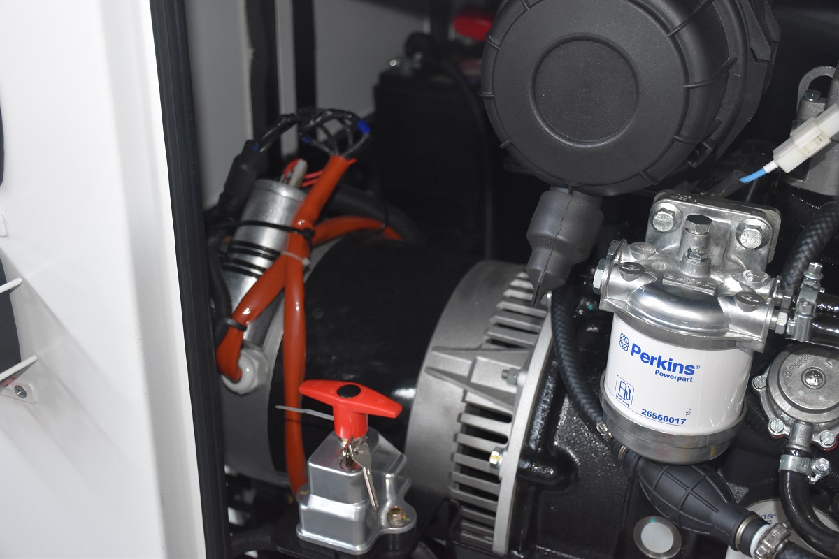 Diesel Fuel Mitsubishi Road Portable Generator Light Tower 9m Diesel Light Plant Generator 10kw