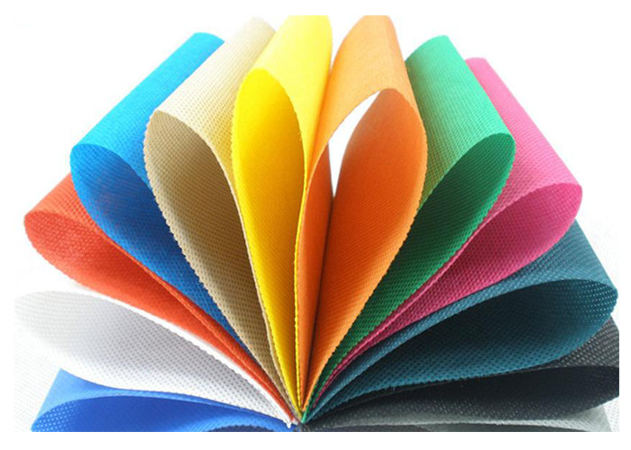 20gsm Recycled Pink F7 Waterproof Non Woven Fabric Anti aging for air purifier