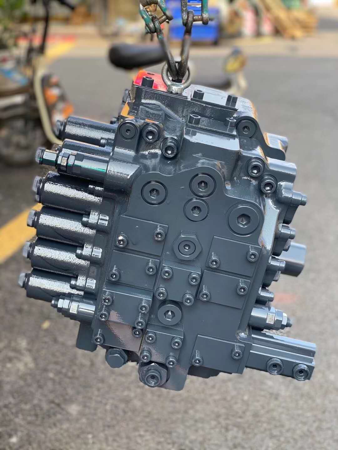 AV170 AV280 Distribution Control Valve Excavator Hydraulic Main Control Valve
