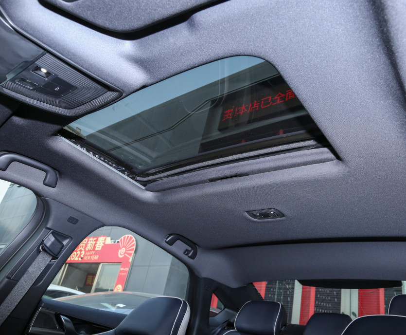 BYD Qin Plus 2023 Champion Version DM-i 120km Leading Model Plug-in Hybrid Car