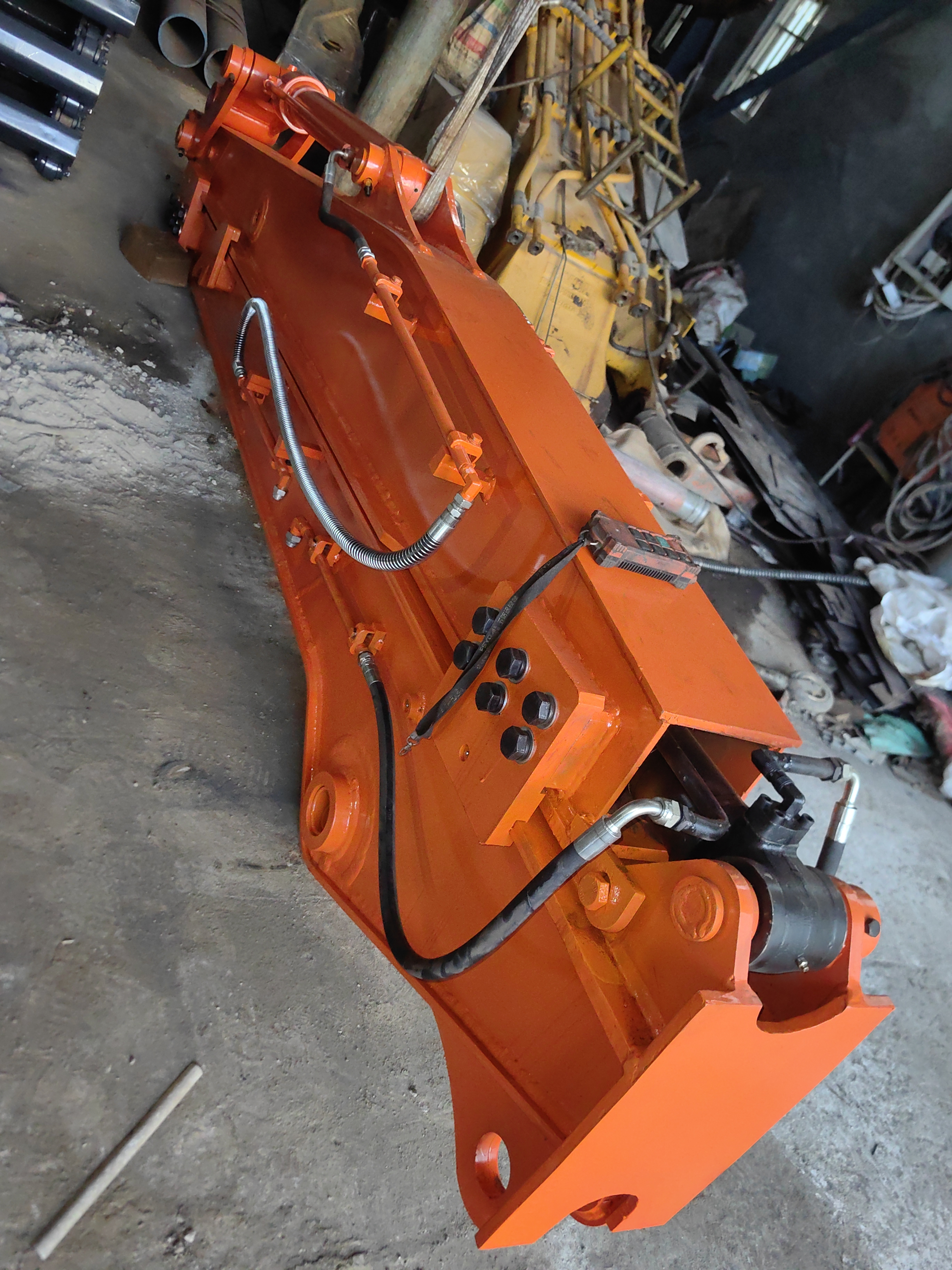  Hitachi ZX135 Excavators Telescopic Boom Arm Suitable Customized For 12 tons13tons 15 tons Machines Manufactures