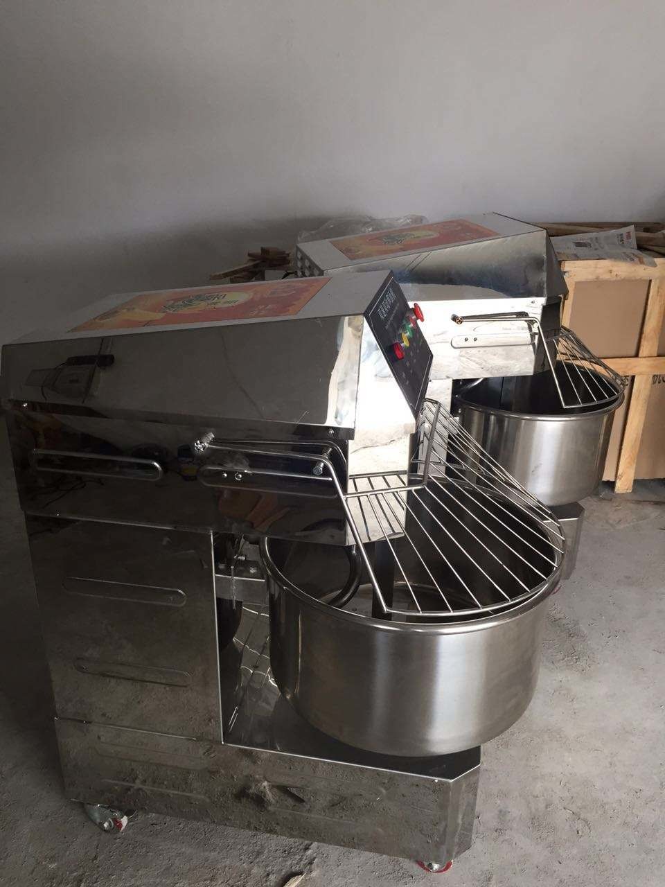 50 Kg Commercial Baking Equipment Industrial Spiral Dough Mixer