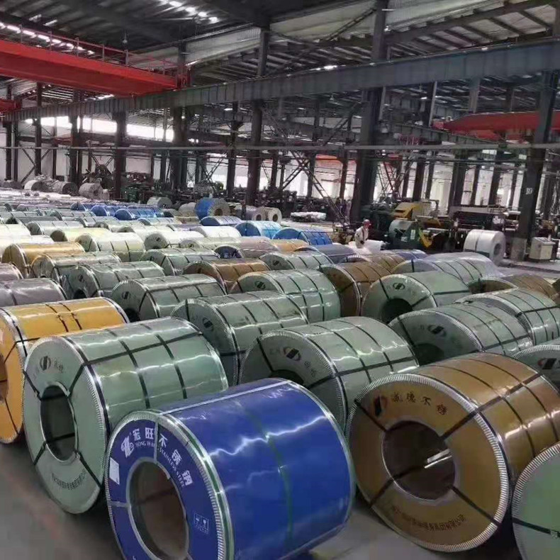 Austenitic Hot Rolled Stainless Steel Coil 4mm 202 321 304 Customized