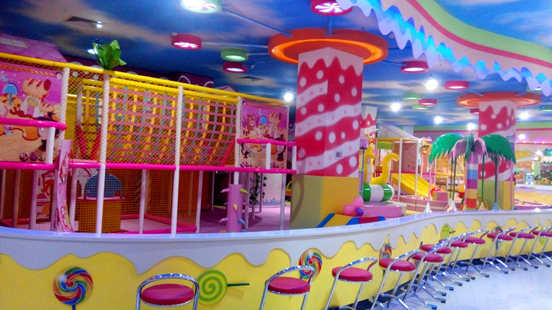 2017 Kids Favorite Plastic Colored Soft Indoor Playground Kids Play Area Zone
