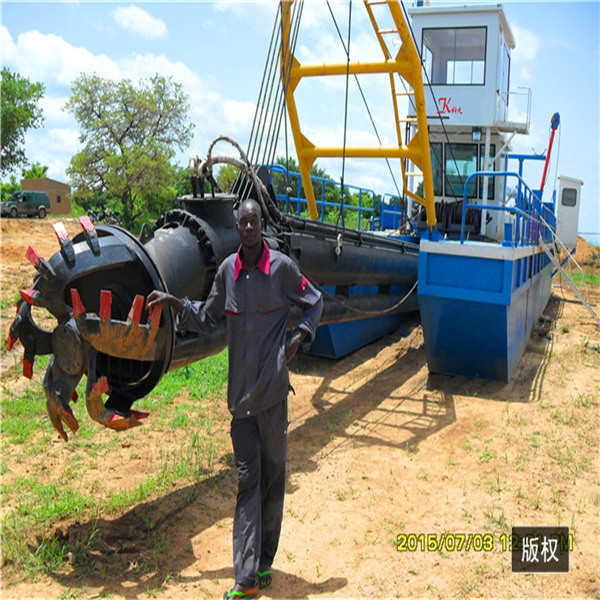 Marine Engine 650 Pipe Line Cutter Suction Dredger 20m Depth Dredging