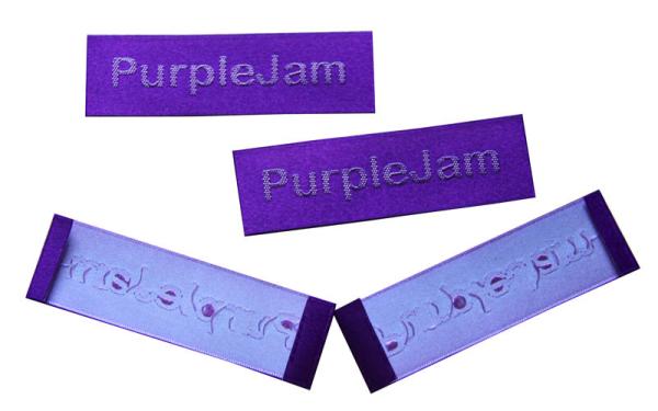 Stamped Color Satin Clothing Woven Labels Combing machine Woven Soft Edge