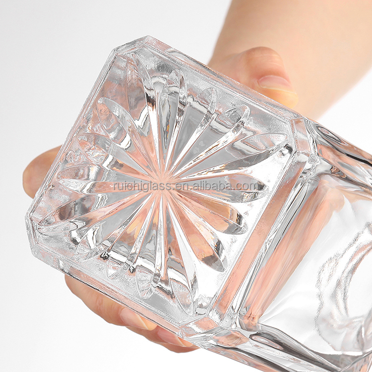 Hot Stamping Glass Bottle for Liquor Wine Whisky Vodka Tequila Transparent Emboss Design