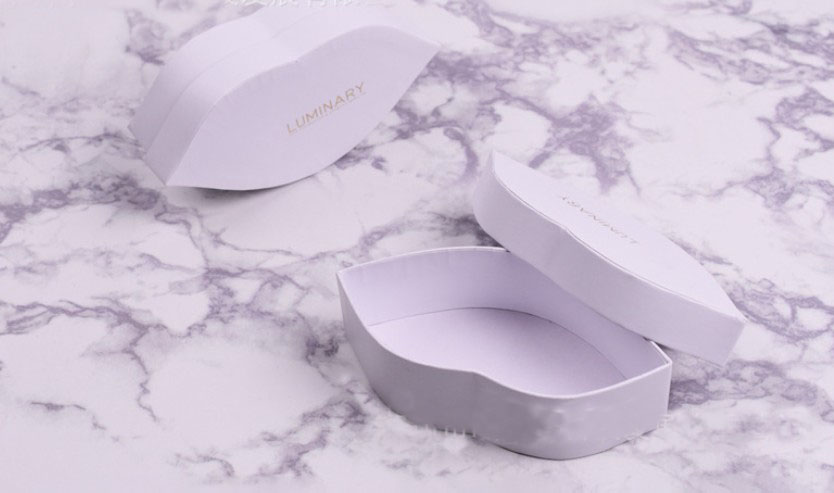Custom Order Creative Mini Lipstick Packaging Box with Unique Lip Shape and UV Coating