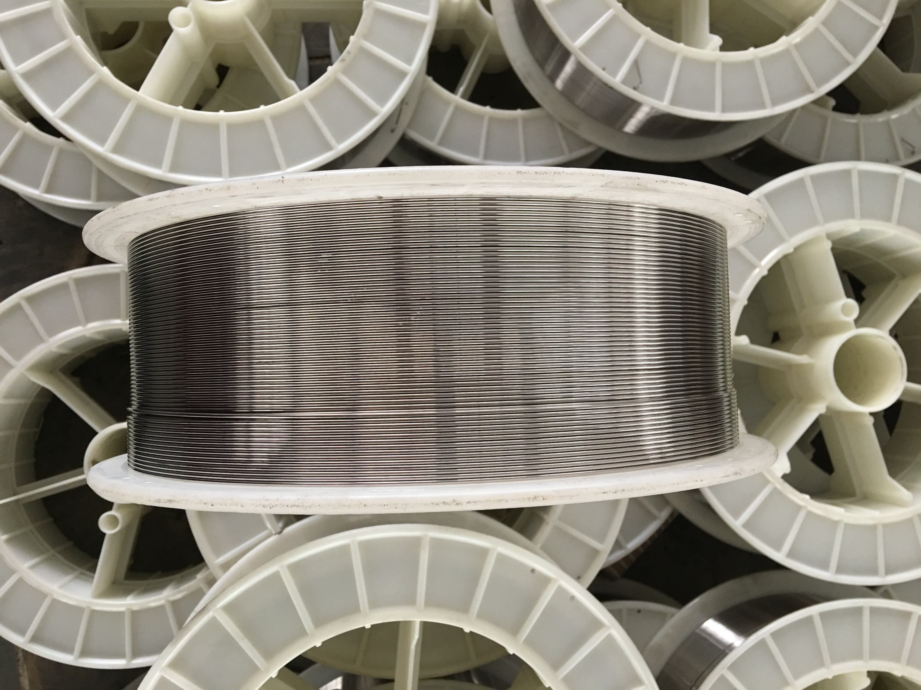 Standard Welding Nickel Alloy Incoloy 925 926 825 800 Wire Per Kg Nickel Wire