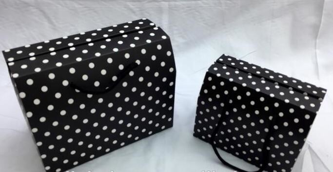 Factory manufacturer professional high Quality Luxury Recycled Folding Gift Paper Box,round packaging cardboard boxes fo