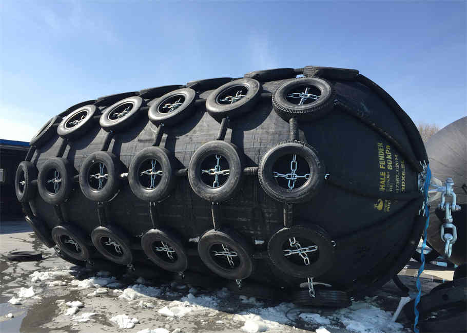 Submarine Inflatable Rubber Fender Collision Proof Dock Hull Protection
