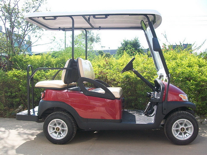 Energy Saving 4 Seater Golf Cart Electric Car 3.7kw KDS Motor For Golf Course