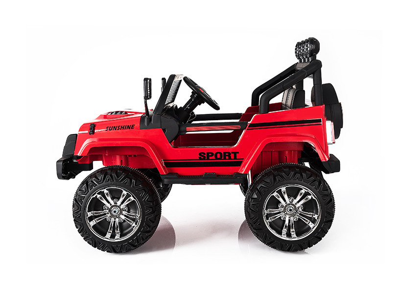 2 Motors 4x4 Ride On Toys With Safety Belt 4 Wheel Drive 2.8 KM/HR