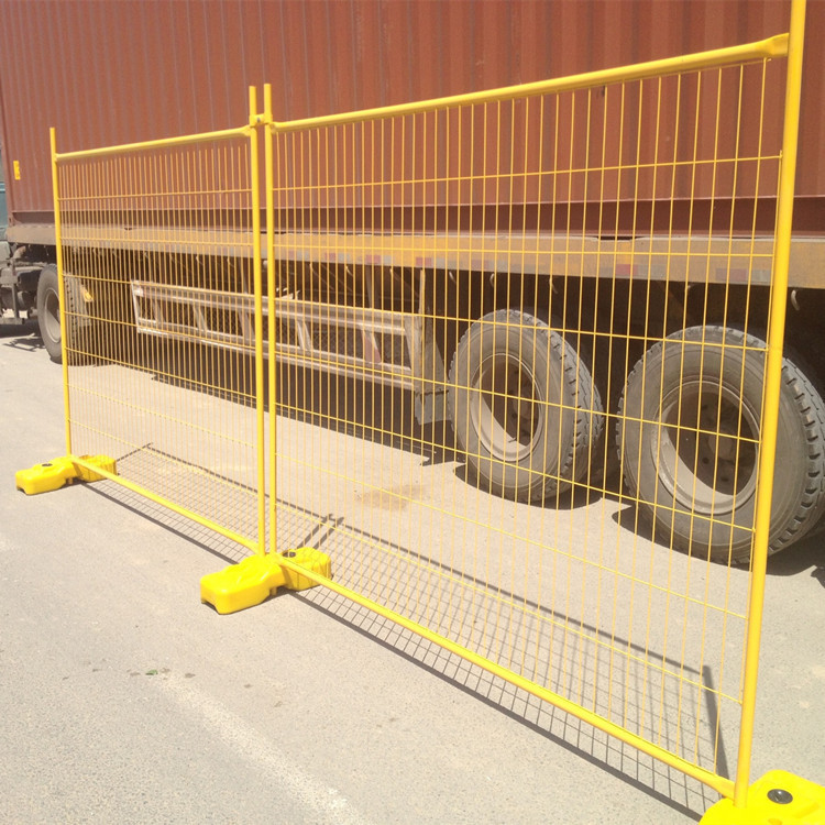 Welded 2.9x1.8m Metal Temporary Fencing Canada Standard For Construction Site