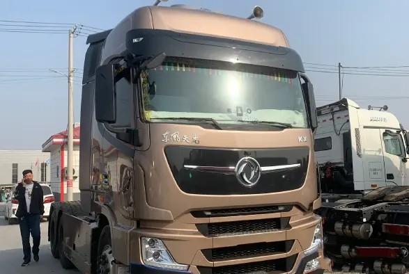 Used Tractor Trailers Cummins Engine 600hp 2nd Hand Dongfeng Tractor Head 6×4