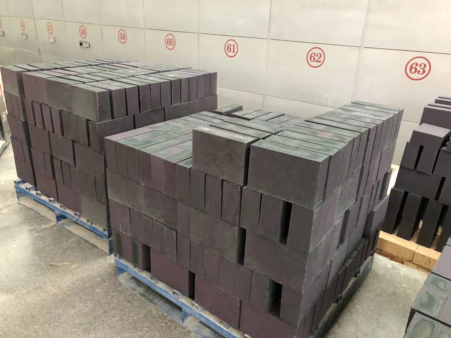 High Chrome Refractory Bricks Superior Refractoriness with Customizable Al2O3 Content