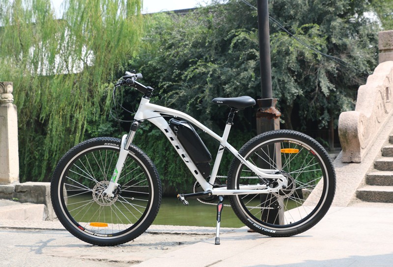 Aluminum Alloy Frame 36V Electric Mountain Bike With 8Fun Motor Kettle Battery
