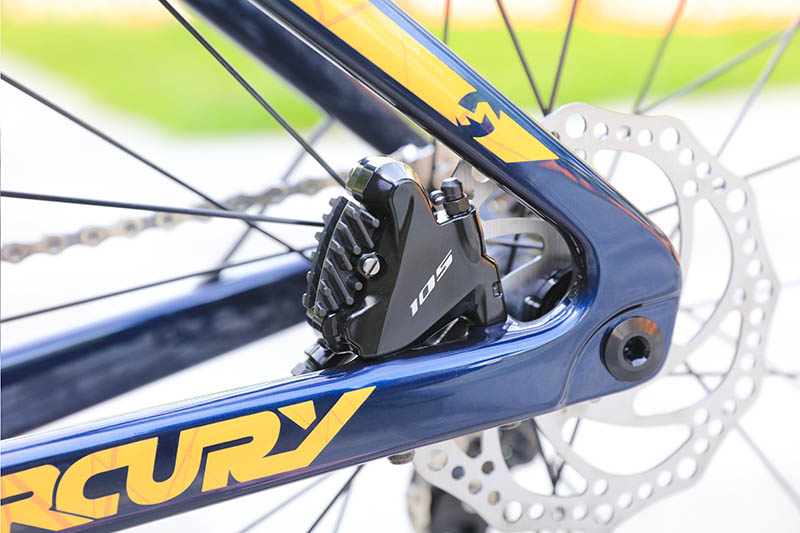 22 Speed Carbon Road Bike With 700*25C Tire And Disc Brake 31.8*420 Carbon Handlebar