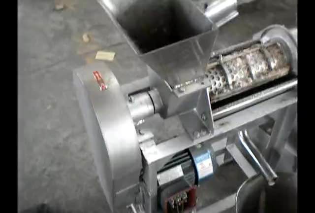 coconut milk extractor/coconut milk juicer/coconut milk squeezing machine