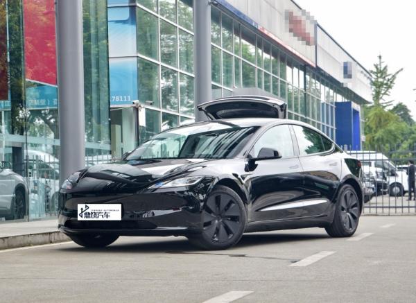 2024 Fashion Tesla Electric Vehicle 194KW Fast Electric Cars Tesla Model 3 Used