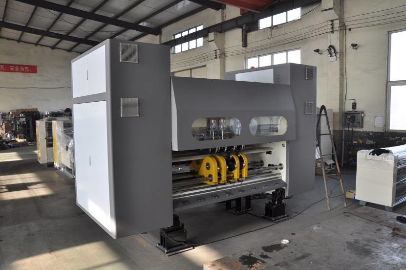 Automatic Computer Thin blade Corrugated Slitter Machine 200-250 M/Min Speed