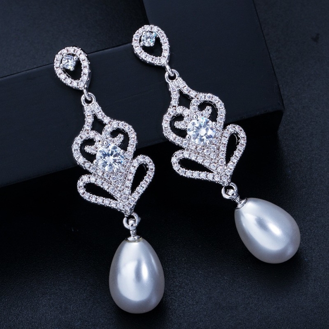 Special Geometrical Silver Color Pearl Earrings Brinco High-Grade CZ Zircon Pearl Earring For Women