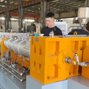 Single Screw Extruder For Efficient Recycling Of HDPE, LDPE, PP, PS, EVA And PE
