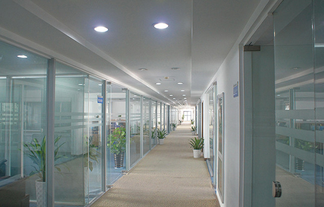 80mm Demountable Glass Wall Systems For Office Space 44db Soundproof