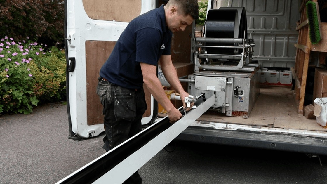 0.40mm AZ80 Charcoal / Bronze Painted Galvalume Color Steel Used for Gutters And Downpipes