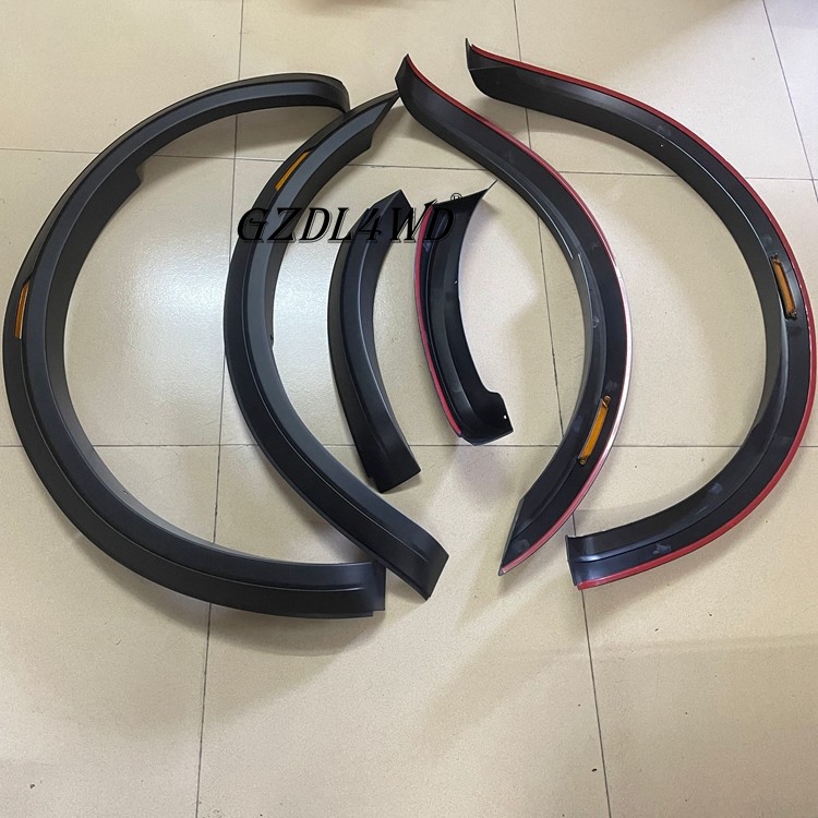 Aftermarket Parts 4x4 Wheel Arch Flares for Ford Ranger T8 2019+ With Reflective Sticker