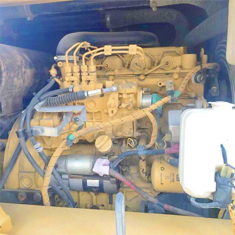 Small Excavator Mini Good Condition Made in Japan Crawler Chain CAT 307E 7000 KG