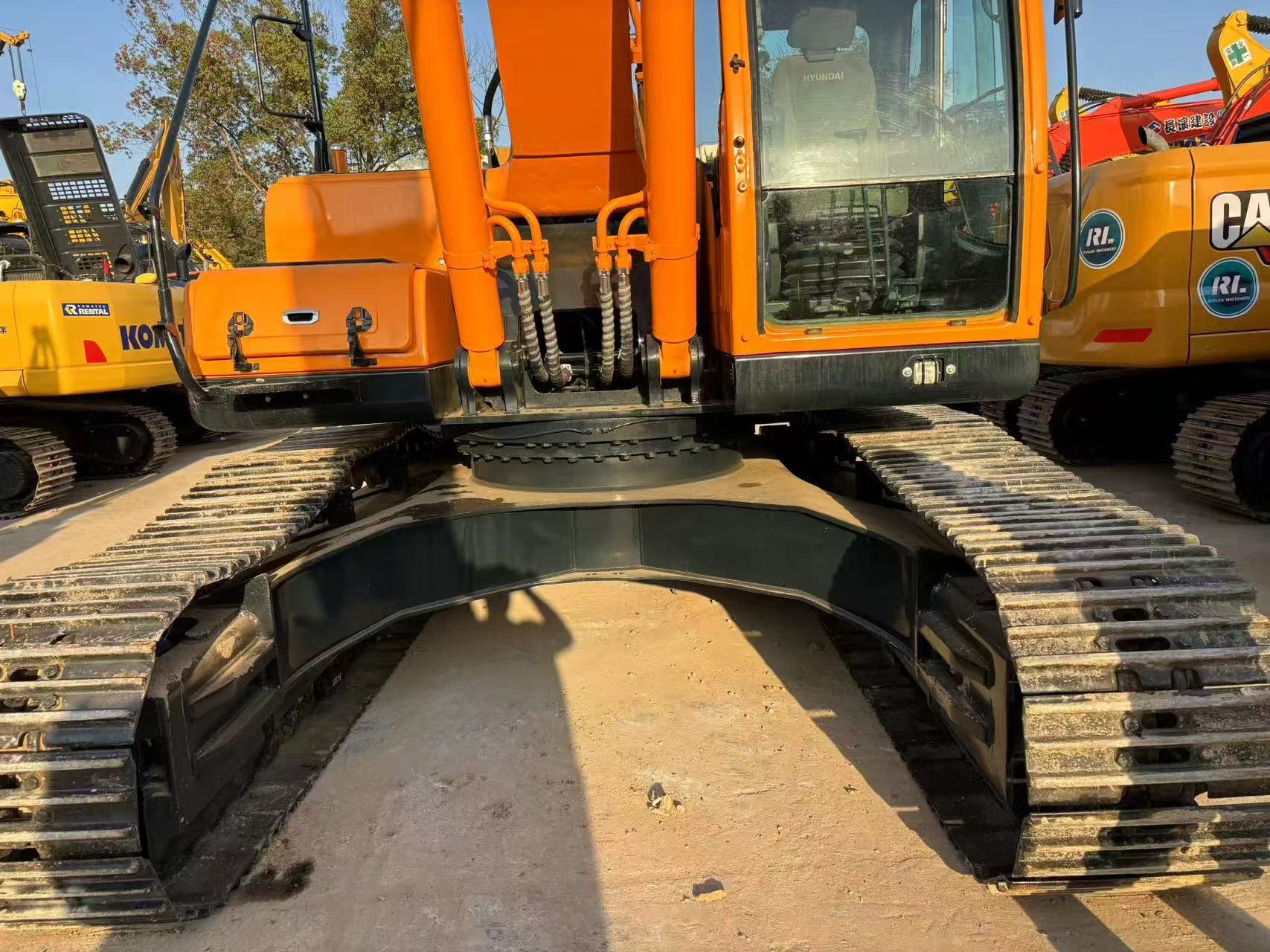 2019 Hyundai 305-9 Excavator 30.5t Heavy-Duty Construction
