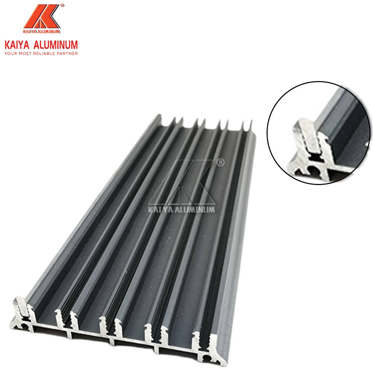 6063 T5 Aluminum Window Extrusion Profiles Sun Room Frame Material 0.8mm