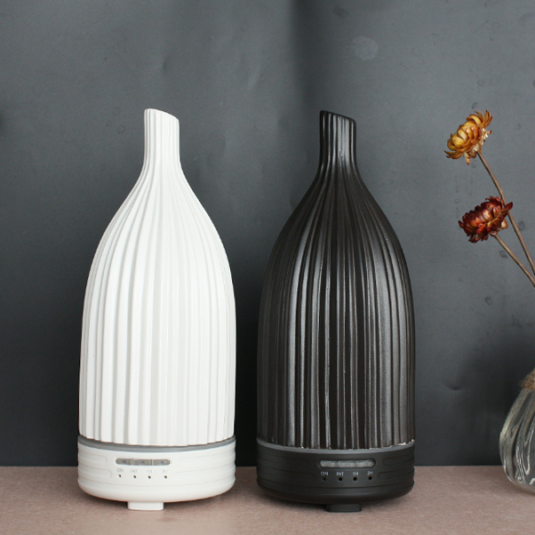 Hot Selling 120ml Elegant Home Quiet Oil Diffuser Ceramic Aroma Scented Fragrance Diffuser Ultrasonic Ceramic Aroma Diffuser