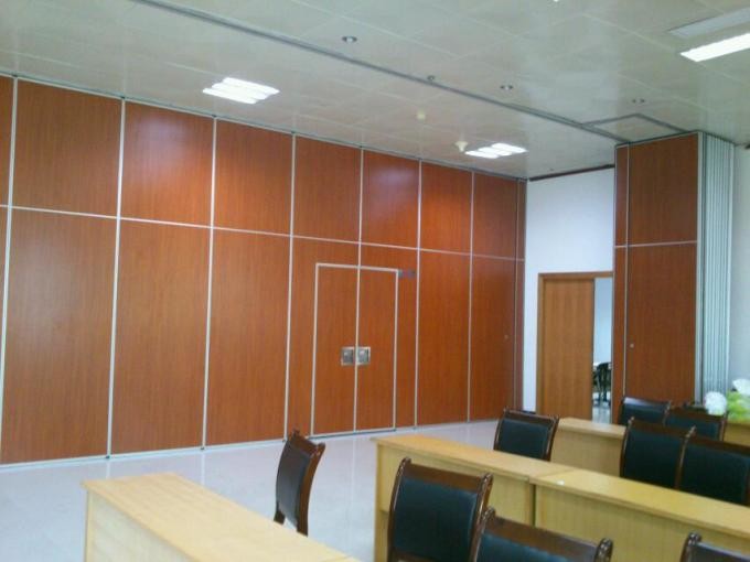 Wooden Acoustic Room Dividers Folding Classroom Partition Sliding Door Movable Partition Wall