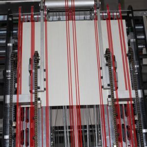 Laminating Width 12 Inches Cardboard Lamination Press Manual Control Method