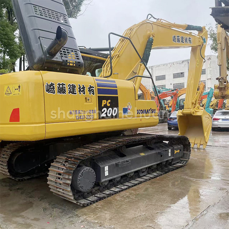 The excavation condition is good, the price is low, and the 20 ton durable PC Komatsu 200 second-hand excavator is used