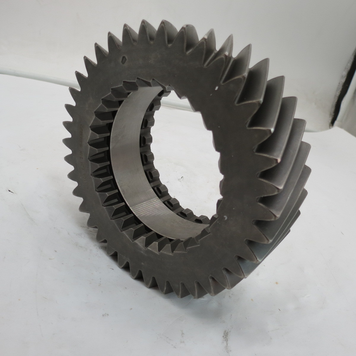 Factory Wholesale High Quality Gearbox Main Shaft Gear 19630 For Bus Gear