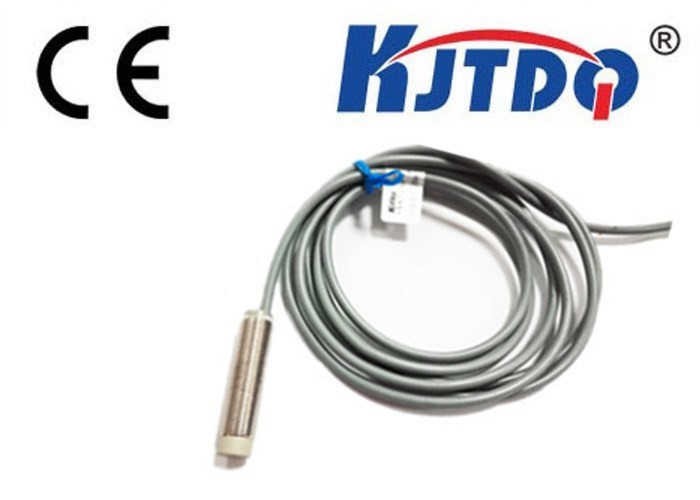 Extended Sensing Distance M12 Proximity Sensor Nickel - Copper Alloy Housing Material