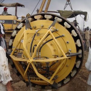 Long Oil and Gas Pipeline Internal Clamp with Pneumatic RIVETING MACHINE