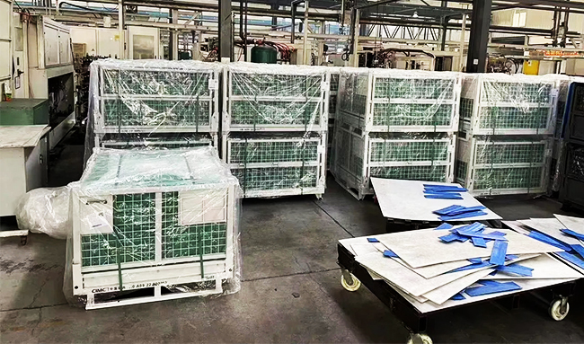 Warehouse Storage Cage Medium Duty Container Wire Metal Container Pallet Stackable Cage